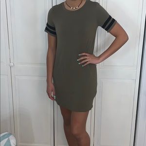 Forever 21 T-Shirt Dress